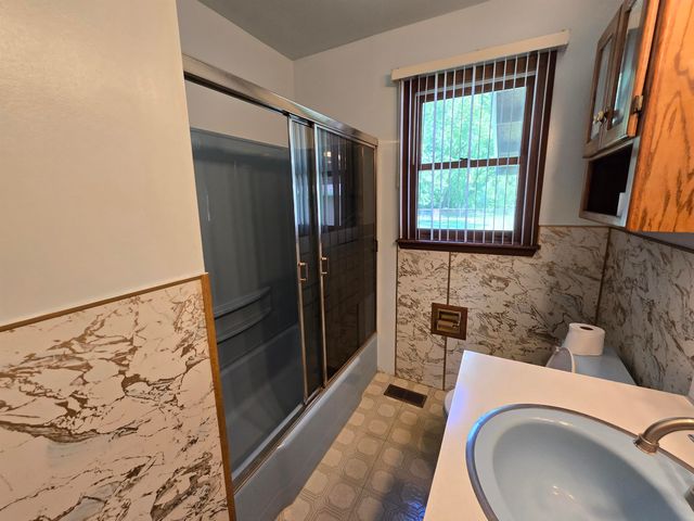 2411 Cheryl Ann Drive, Burton, MI 48519