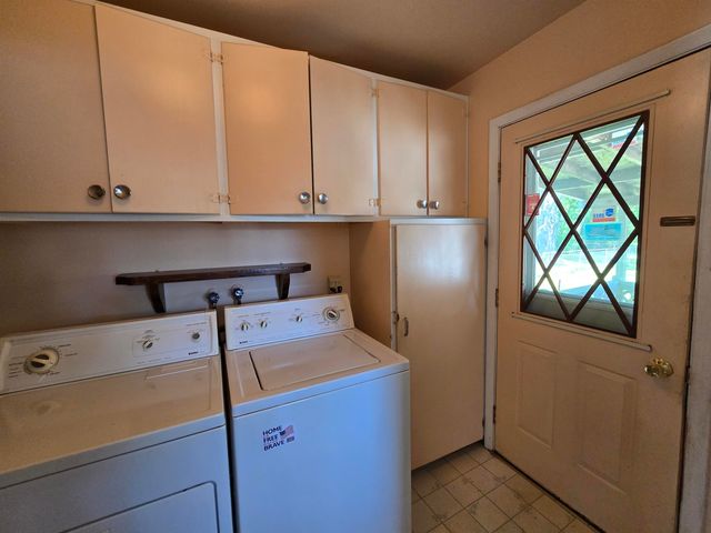 2411 Cheryl Ann Drive, Burton, MI 48519