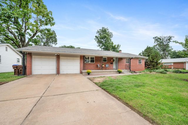 1112 N Westfield Ave, Wichita, KS 67212