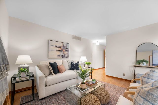 1112 N Westfield Ave, Wichita, KS 67212