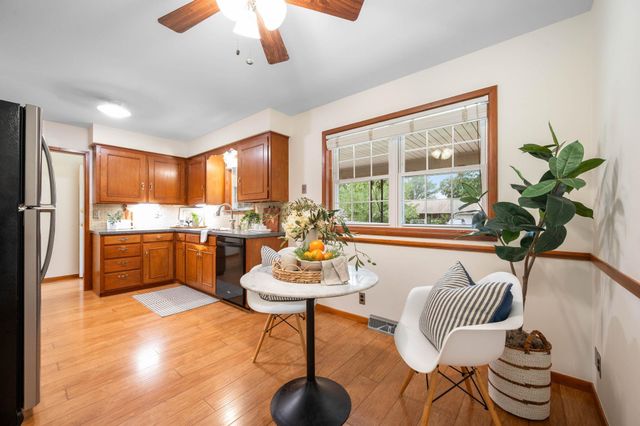 1112 N Westfield Ave, Wichita, KS 67212