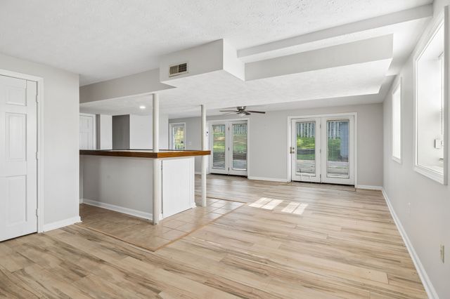 524 Michele Dr, Antioch, TN 37013