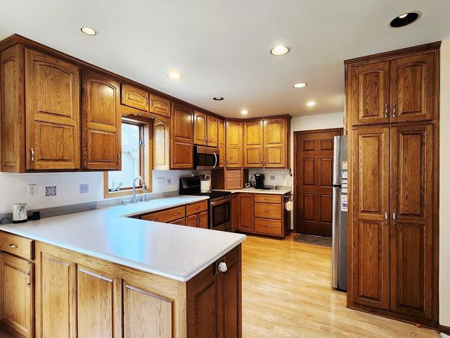1350 RAIN DANCE TRAIL, Nekoosa, WI 54457
