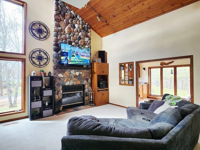 1350 RAIN DANCE TRAIL, Nekoosa, WI 54457