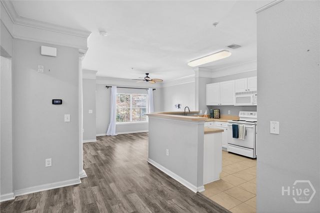 1924 Whitemarsh Way, Savannah, GA 31410