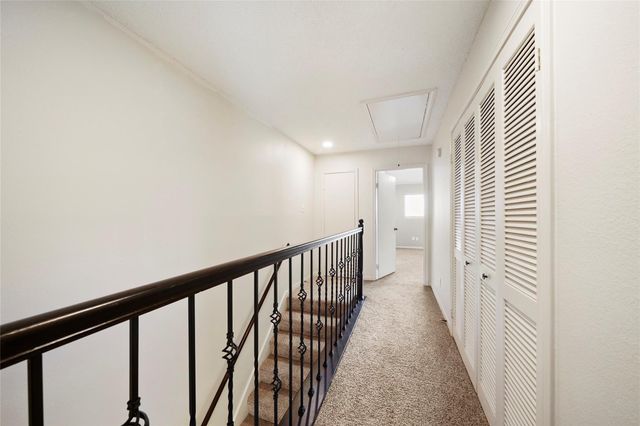 5939 Woodway Place Court, Houston, TX 77057