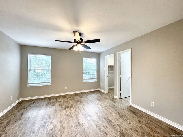 7802 Kingsbury Wood Unit 1, San Antonio, TX 78240
