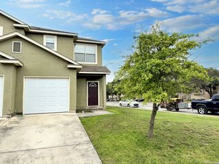 7802 Kingsbury Wood Unit 1, San Antonio, TX 78240