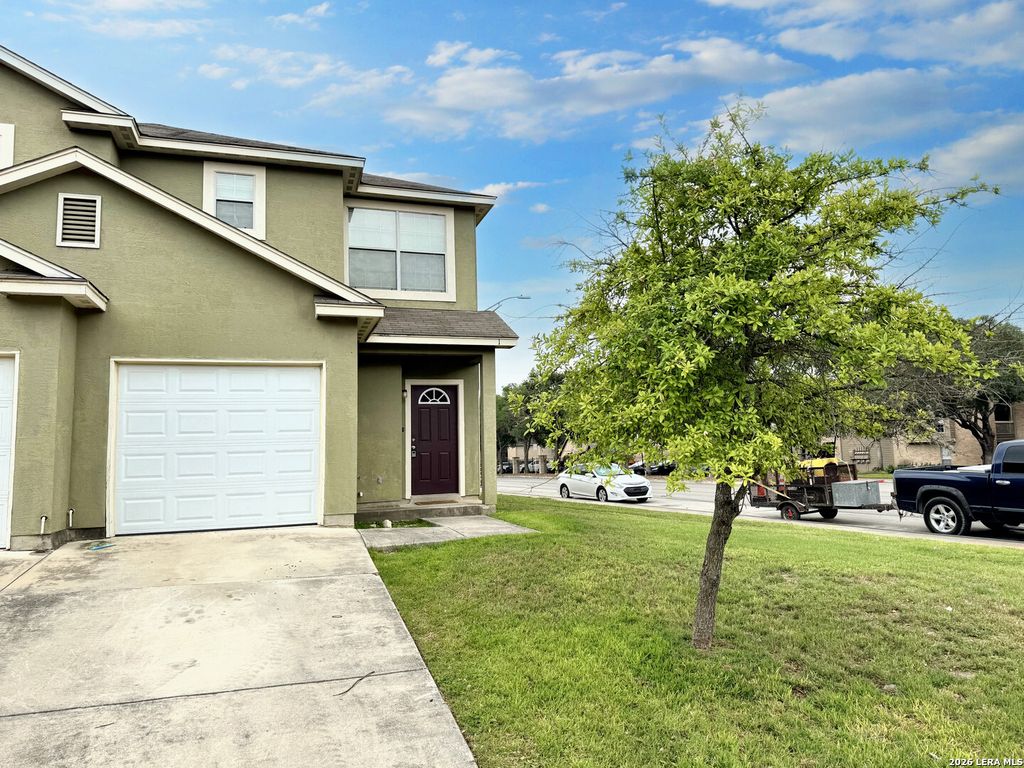 7802 Kingsbury Wood Unit 1, San Antonio, TX 78240