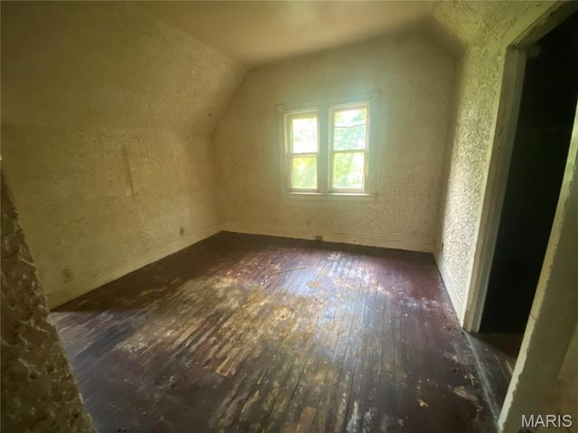 6213 Westerhoff Avenue, St Louis, MO 63121