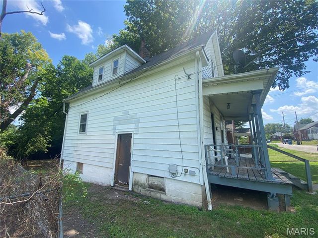 6213 Westerhoff Avenue, St Louis, MO 63121