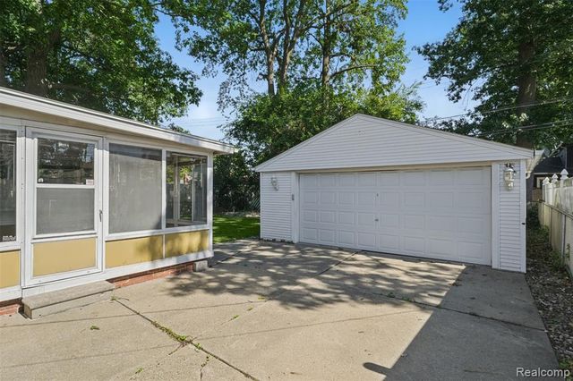12830 Winston Avenue, Redford, MI 48239