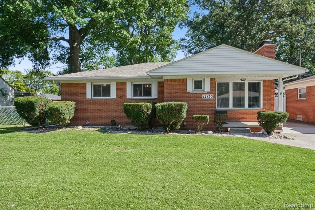 12830 Winston Avenue, Redford, MI 48239