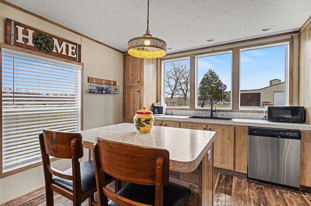 396 N Hunter Rd, Portland, TN 37148