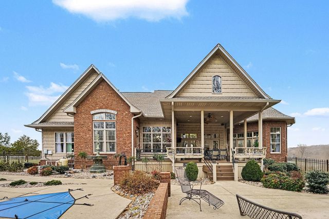 396 N Hunter Rd, Portland, TN 37148