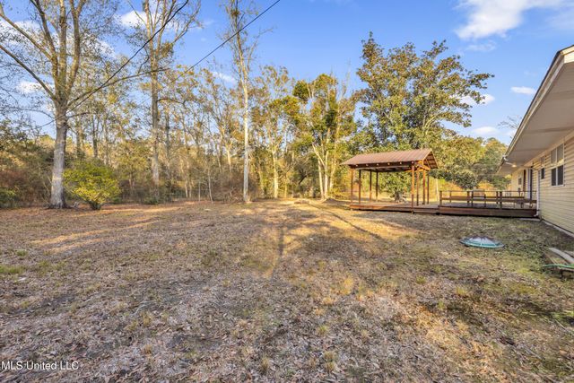 13600 Money Farm Road, Ocean Springs, MS 39564