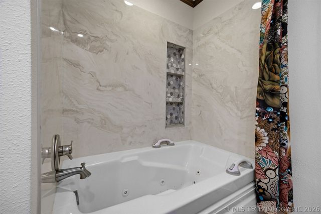 2803 Haskell Boulevard, Muskogee, OK 74403