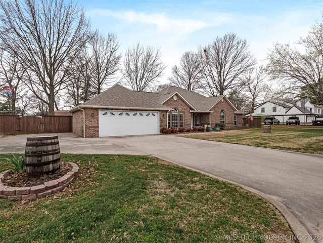 2803 Haskell Boulevard, Muskogee, OK 74403