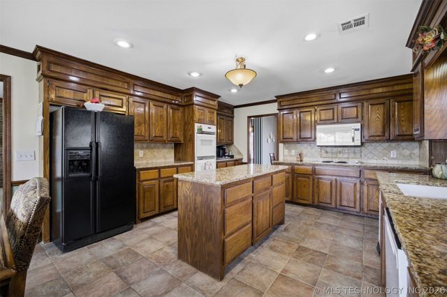 2803 Haskell Boulevard, Muskogee, OK 74403