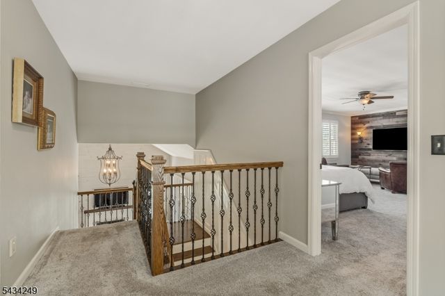 120 Woods End Dr, Bernards Twp., NJ 07920
