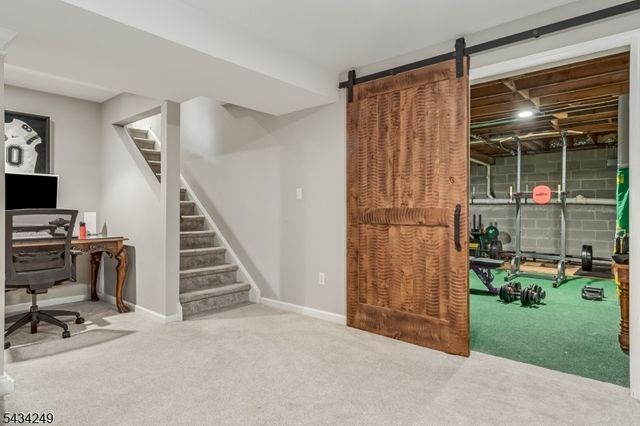 120 Woods End Dr, Bernards Twp., NJ 07920