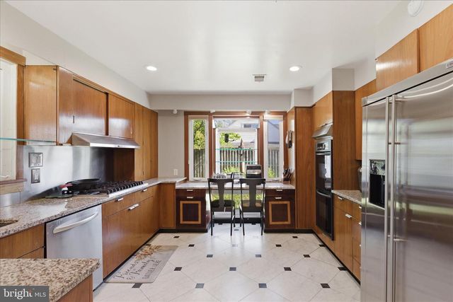 7920 STEVENSON RD, Pikesville, MD 21208
