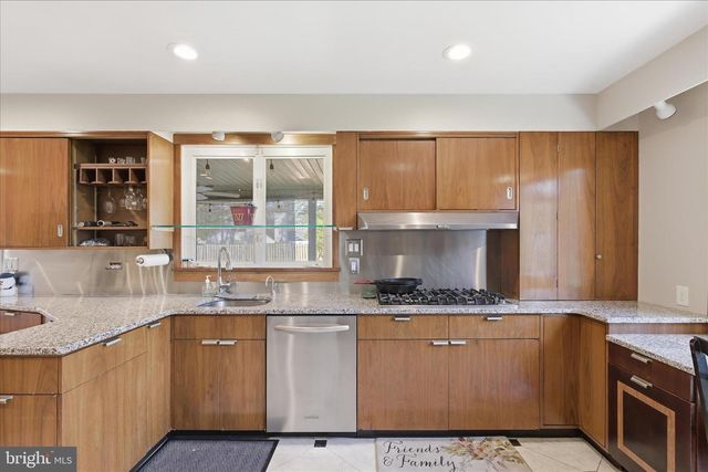 7920 STEVENSON RD, Pikesville, MD 21208