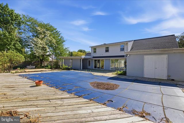7920 STEVENSON RD, Pikesville, MD 21208