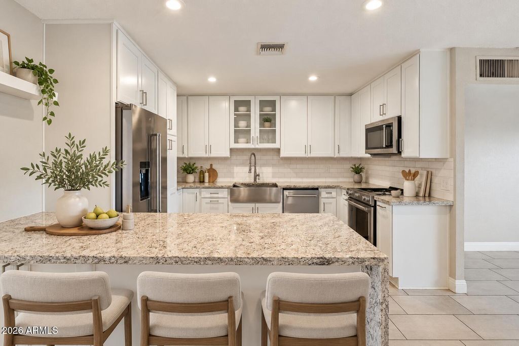 8408 E LEWIS Avenue, Scottsdale, AZ 85257 — photo 2