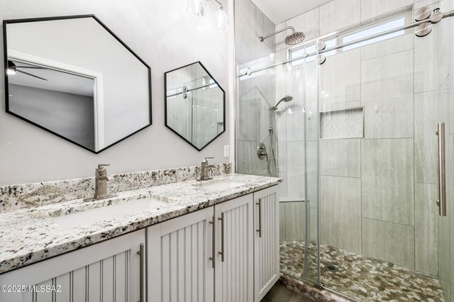 9469 S Crowley Brothers Drive, Tucson, AZ 85747