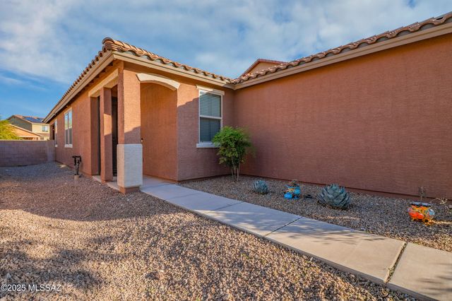 9469 S Crowley Brothers Drive, Tucson, AZ 85747