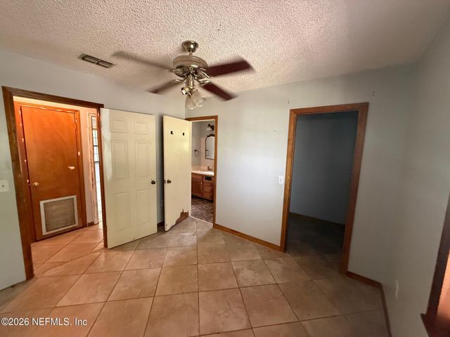 4883 GOPHER Circle, Middleburg, FL 32068
