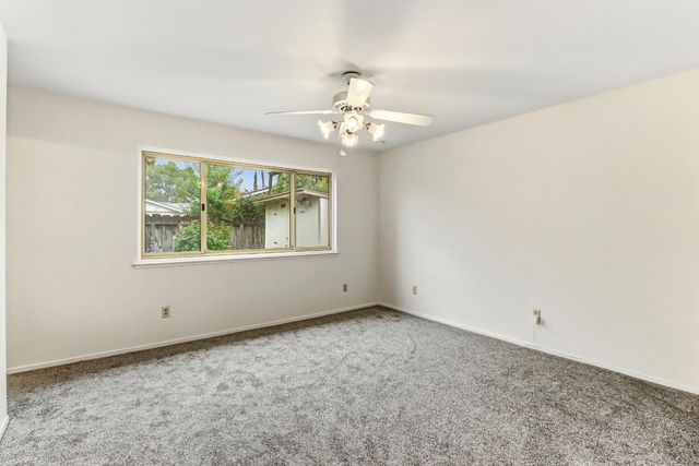 6120 Glenhurst Way, Citrus Heights, CA 95621