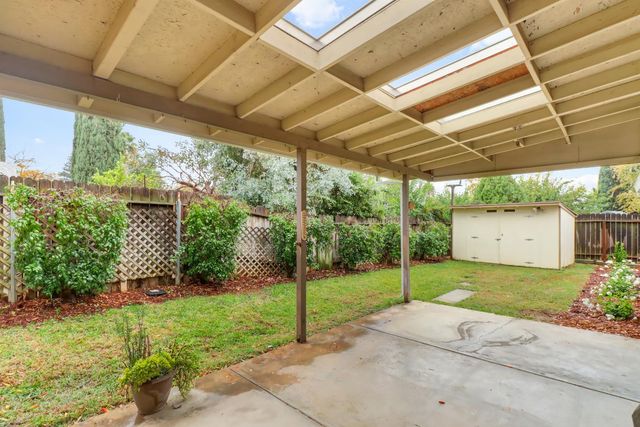 6120 Glenhurst Way, Citrus Heights, CA 95621
