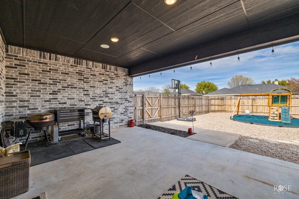 Image 24 of property listing at 3422 Twin Mountain Drive, San Angelo, TX 76904