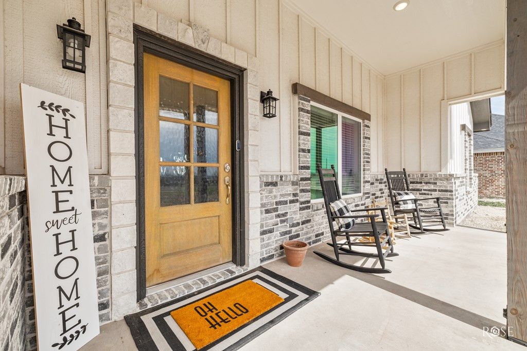 Image 5 of property listing at 3422 Twin Mountain Drive, San Angelo, TX 76904