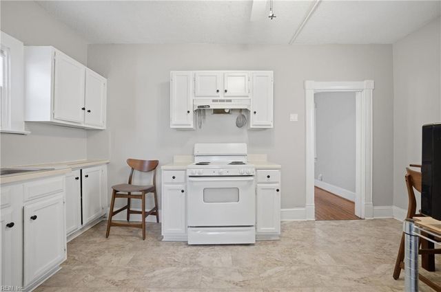 824 W 41st ST, Norfolk, VA 23508