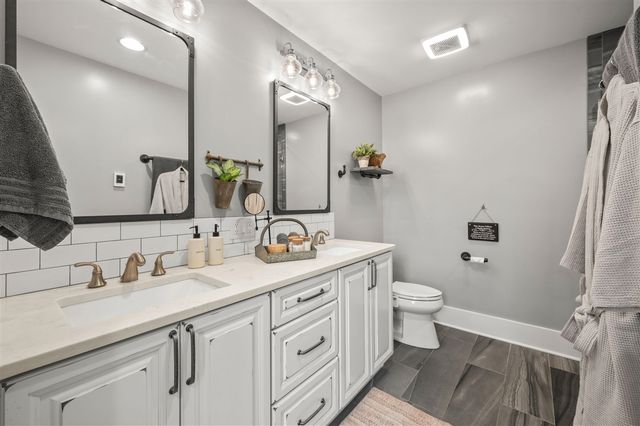 4435 Lake Chapin Road, Berrien Springs, MI 49103