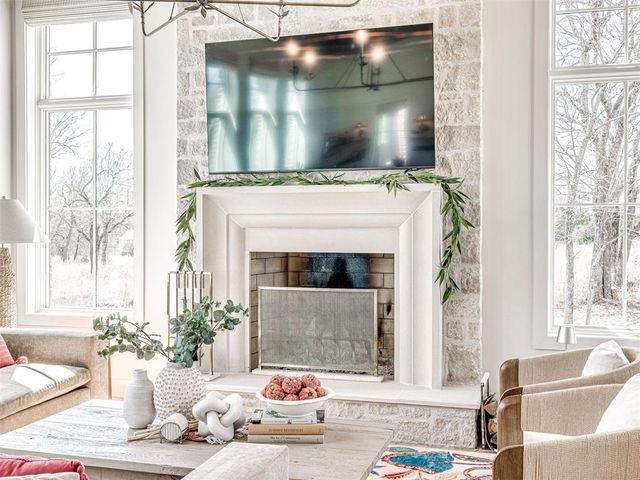 44 Turkey Loop, Eufaula, OK 74432