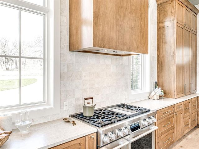 44 Turkey Loop, Eufaula, OK 74432