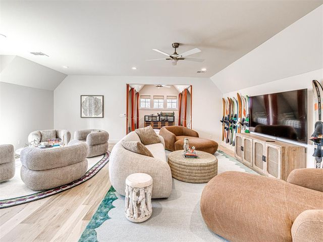 44 Turkey Loop, Eufaula, OK 74432