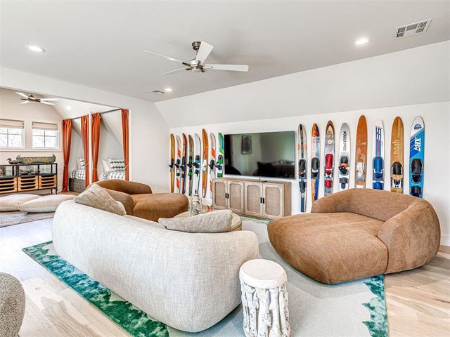 44 Turkey Loop, Eufaula, OK 74432