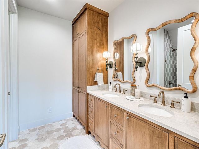 44 Turkey Loop, Eufaula, OK 74432