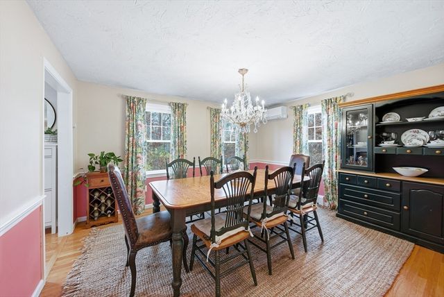 3 Sparrow Rd, Norfolk, MA 02056