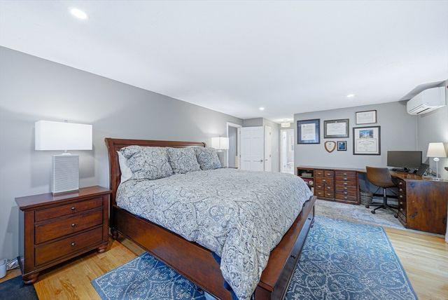 3 Sparrow Rd, Norfolk, MA 02056