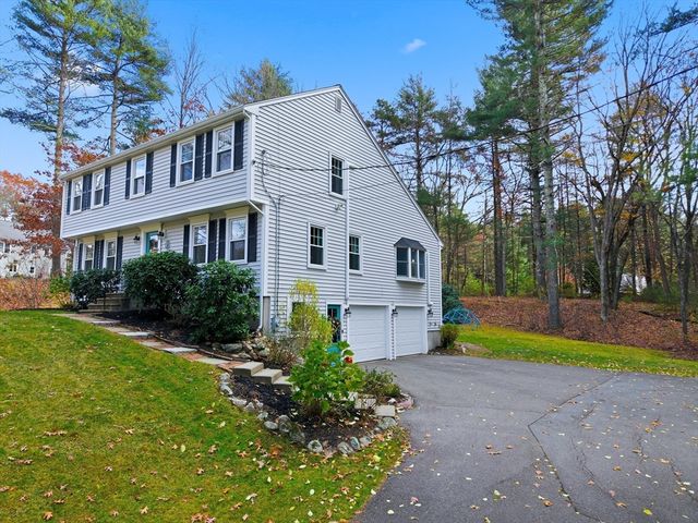 3 Sparrow Rd, Norfolk, MA 02056