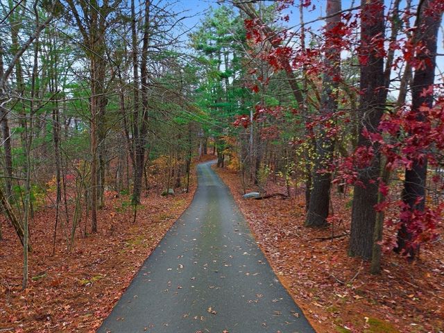 3 Sparrow Rd, Norfolk, MA 02056