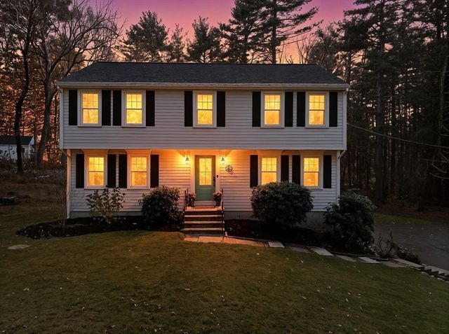 3 Sparrow Rd, Norfolk, MA 02056