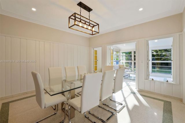 3760 Royal Palm Ave, Miami Beach, FL 33140