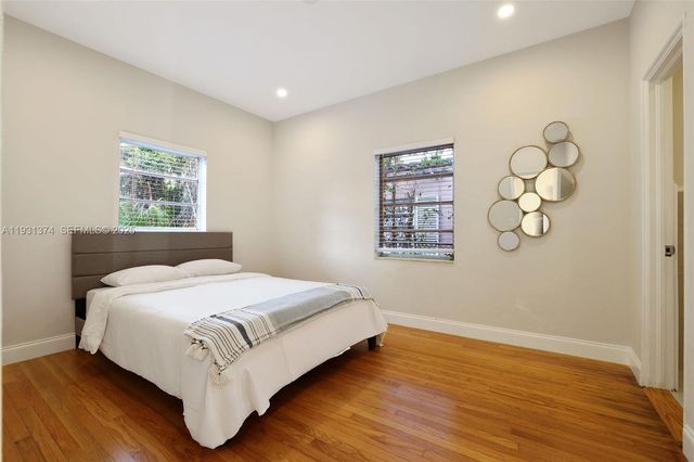 3760 Royal Palm Ave, Miami Beach, FL 33140